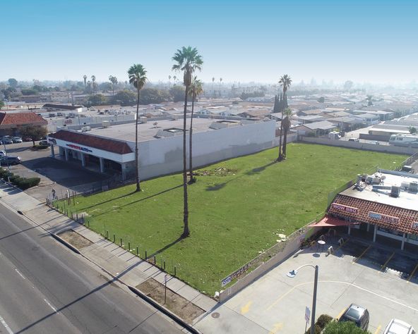 3036 W Lincoln Ave, Anaheim, CA 92801